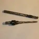 Конфирматное и простое сверло, диаметром 6,5 … 7 мм