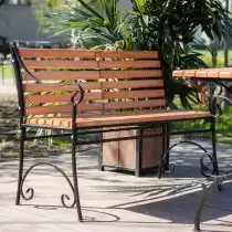 Компост для опавшей осенней листвы