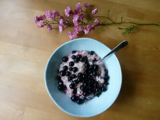 В Июле поспевает смородина © storebukkebruse