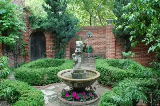 Сад в английском стиле