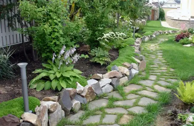 Садовая дорожка (Garden path)