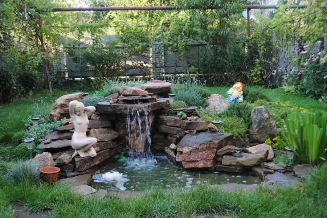 «экранирование» шума в саду также имеет важное значение для создания спокойной уединенной атмосферы.