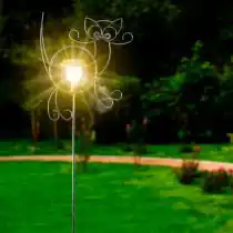 Высокая опора со светильником