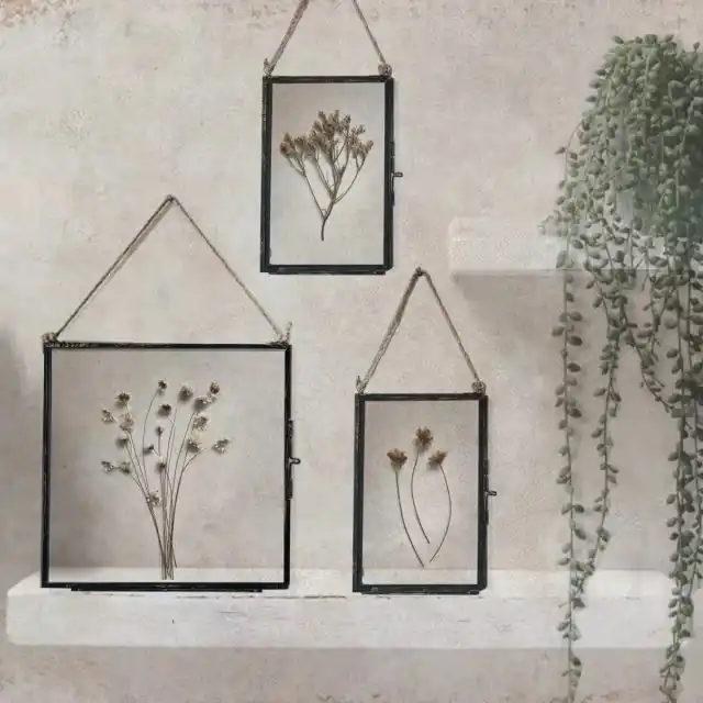 Сухоцветы достаточно минималистичны и универсальны, чтобы украсить любой дом