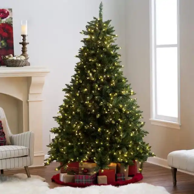 Новогодняя ёлка с огоньками