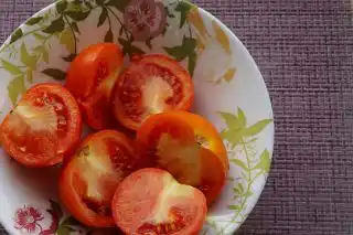 Томат «Зазимок» в разрезе