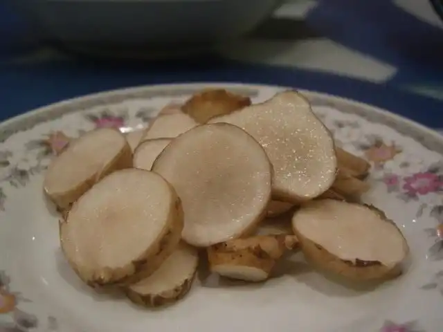 Клубни топинамбура в разрезе