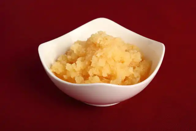 Быстрая кристаллизация говорит о преобладании в мёде глюкозы над фруктозой, а также о наличии большого количества пыльцевых зёрен – они являются центрами кристаллизации