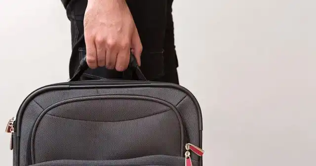 Регулярно выполнять все меры профилактики от клопов важно тем людям, которые живут в потенциально опасных местах или подвергались нашествию паразитов неоднократно