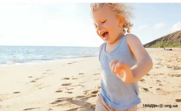 Якщо дитина з'їла пісок?