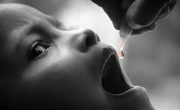 Вакцинація поломеліта